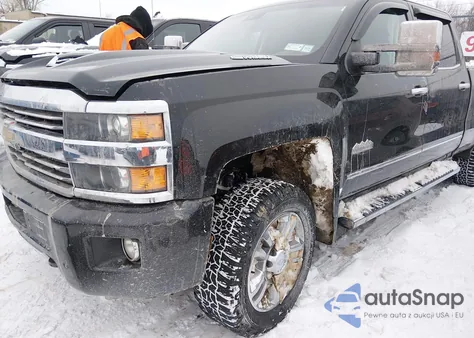 2017 Chevrolet Silverado 2500Hd High Country z USA, uszkodzony, nr VIN 1GC1KXEY4HF125176